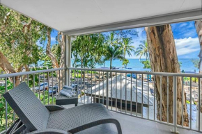 Ocean Outlook - Absolute Beachfront Studio